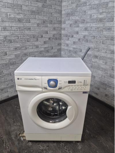 Стиральная машина LG WD 80150 N Стиральная машина LG WD 80150 N